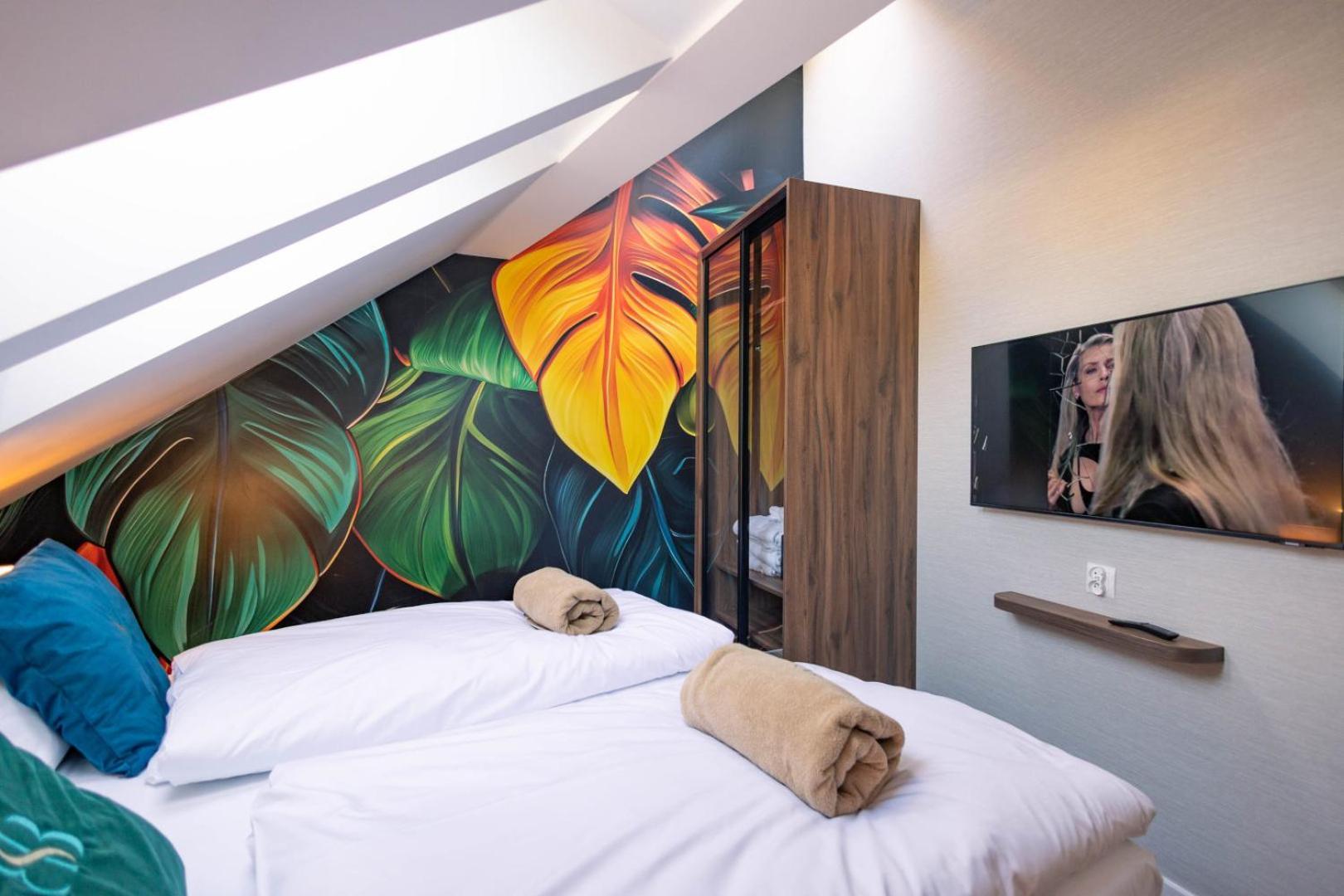 Boulevard Boutique Suites Леба Екстериор снимка