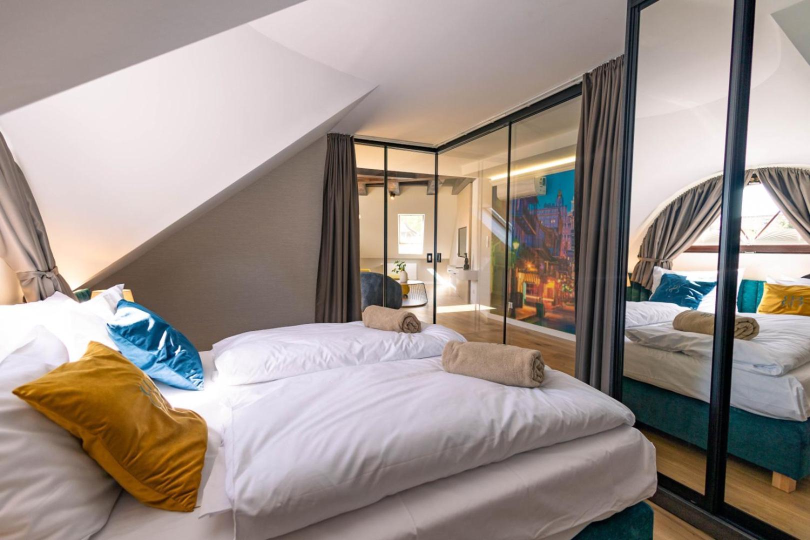 Boulevard Boutique Suites Леба Екстериор снимка