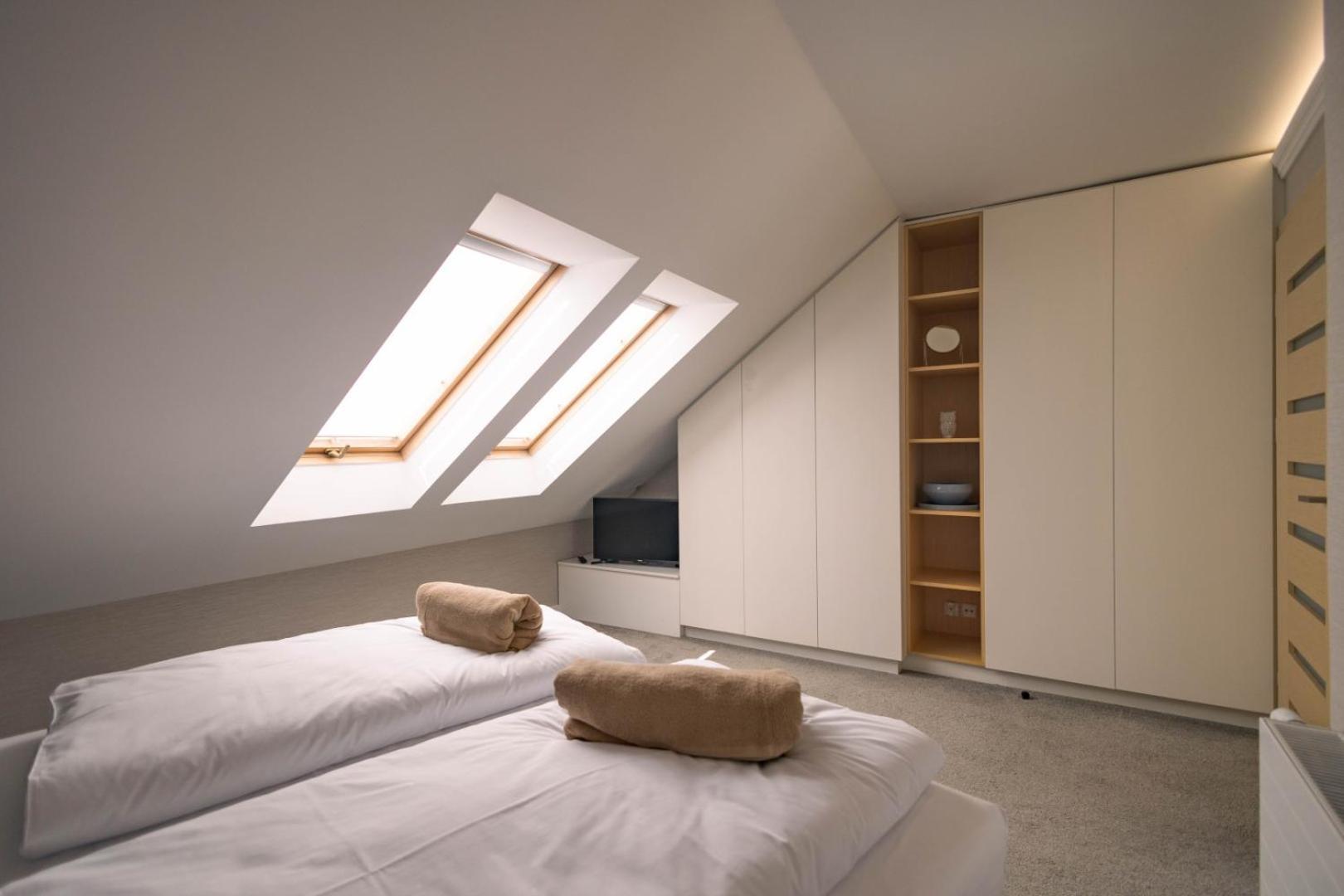 Boulevard Boutique Suites Леба Екстериор снимка