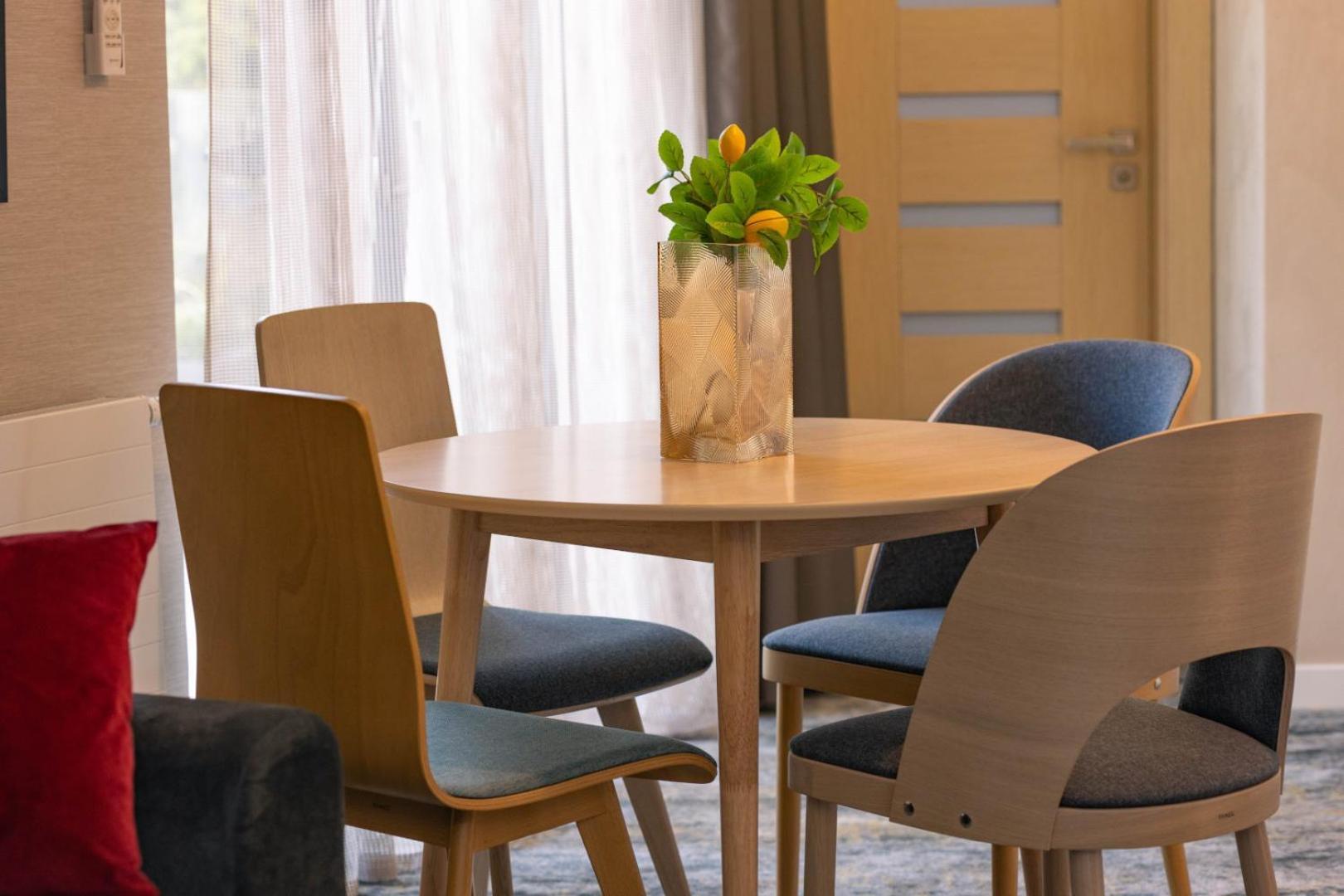 Boulevard Boutique Suites Леба Екстериор снимка