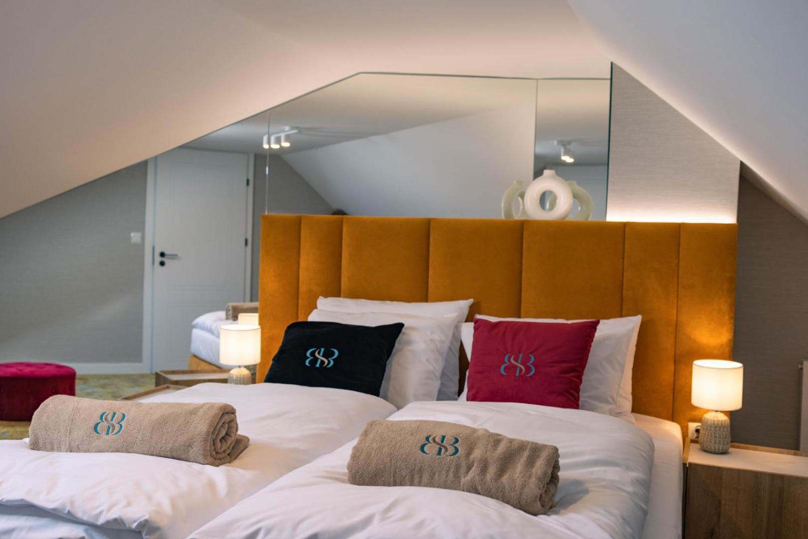 Boulevard Boutique Suites Леба Екстериор снимка