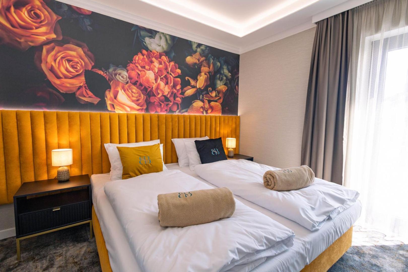 Boulevard Boutique Suites Леба Екстериор снимка